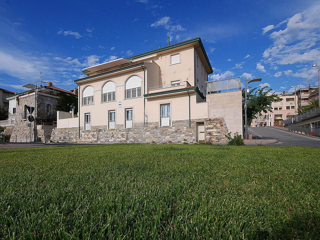 Residence Villa Livia Σαν Βιντσέντσο Εξωτερικό φωτογραφία